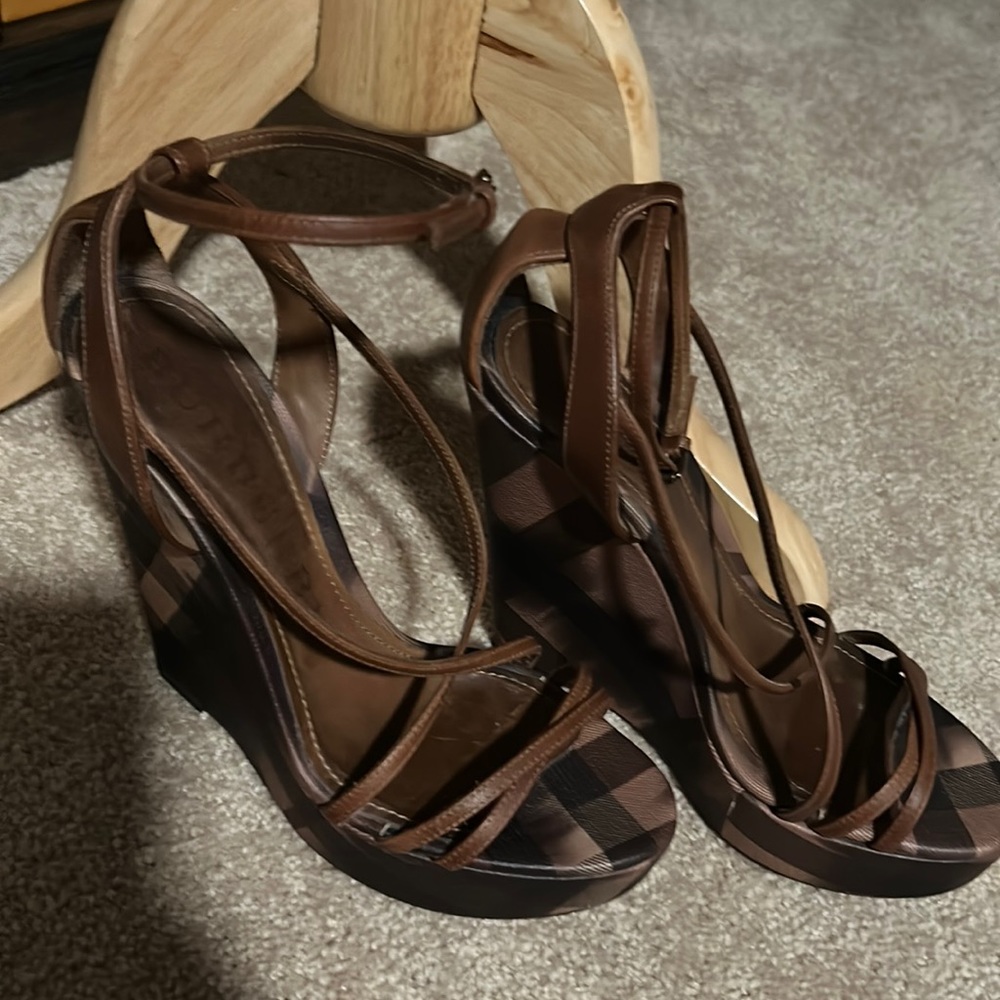 Authentic- Burberry wedge sandals sz:39